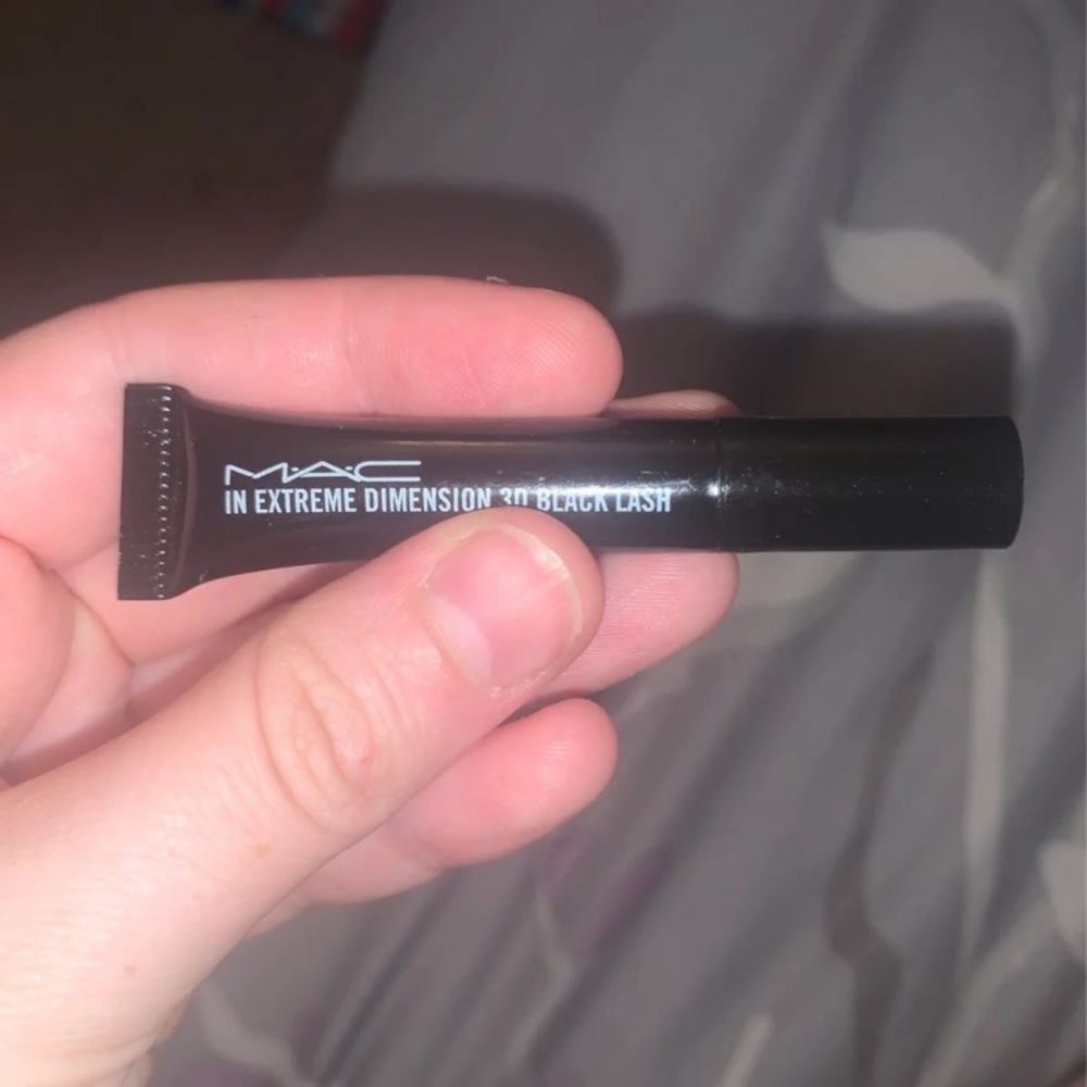 New‎ Mac Extreme Dinension 3D Black Lash